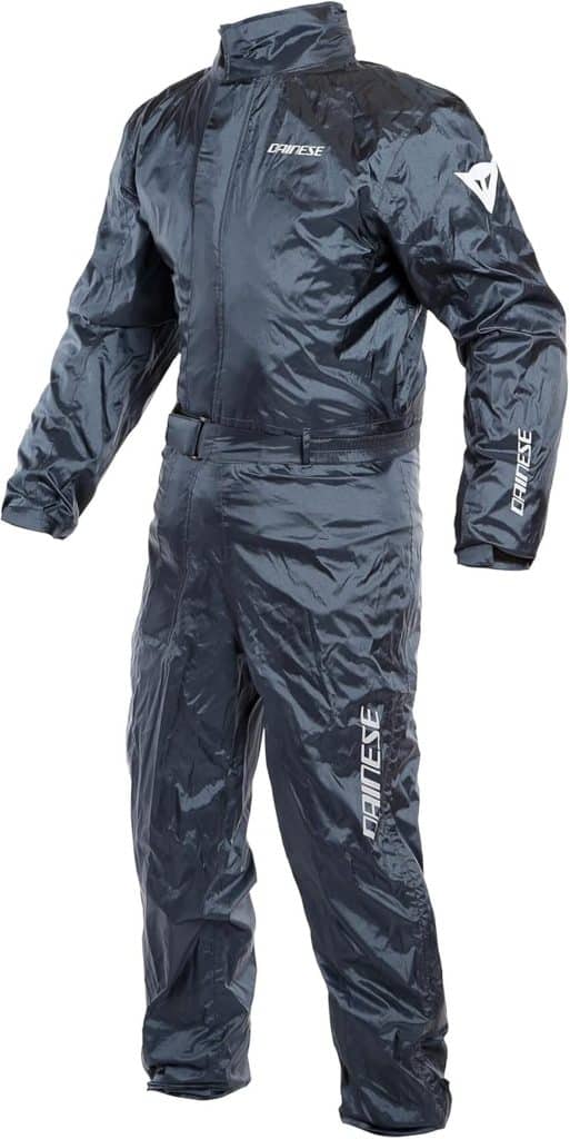 Test : dainese Rain Suit, la combinaison de pluie ultime