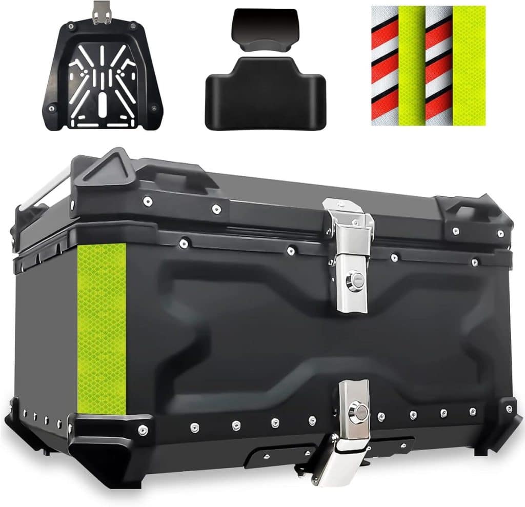 Test du top case moto VOKKA : volume et sécurité au rendez-vous