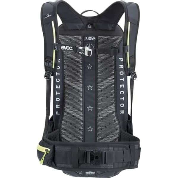 Découvrez le sac FR Enduro BLACKLINE 16 en taille M/L : alliez style et fonctionnalité pour vos aventures en VTT. Conçu pour le confort, la sécurité et la performance.