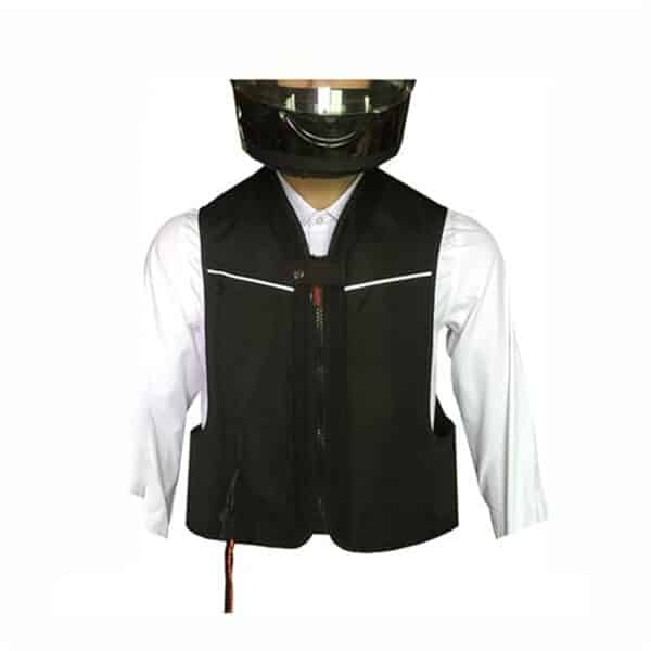 Découvrez notre avis sur le gilet airbag Nero, taille m. Un équipement léger et efficace pour assurer votre sécurité lors de vos sorties à moto et autres sports.