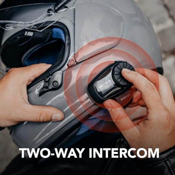 Découvrez notre test complet du système Sena 5S noir en pack double pour motos. Communication Bluetooth fiable, autonomie et portée : tous les détails.