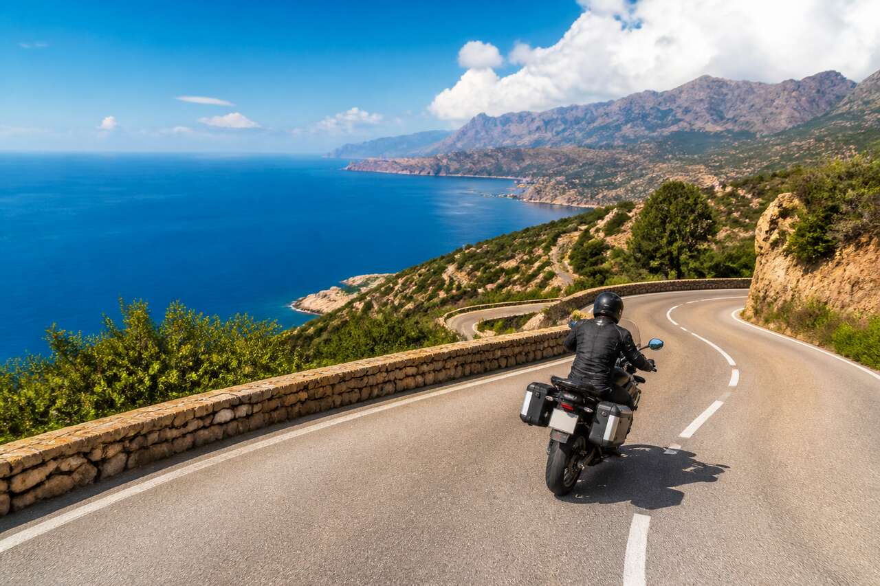 Les plus belles routes à moto en Corse